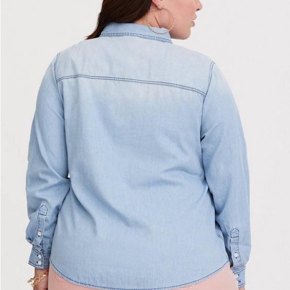 Torrid Taylor Long Sleeve Shirt. - Picture 2 of 7